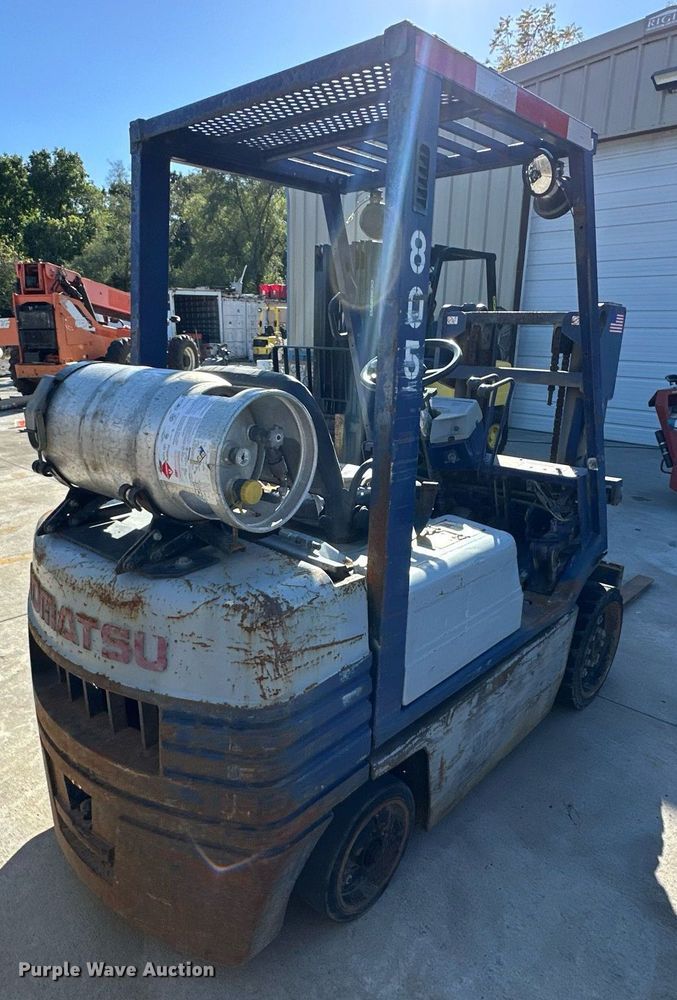 image for item DR2718 Komatsu FG25S-11 forklift