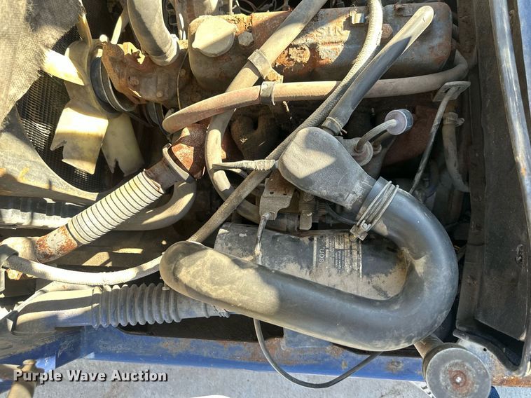 image for item DR2718 Komatsu FG25S-11 forklift