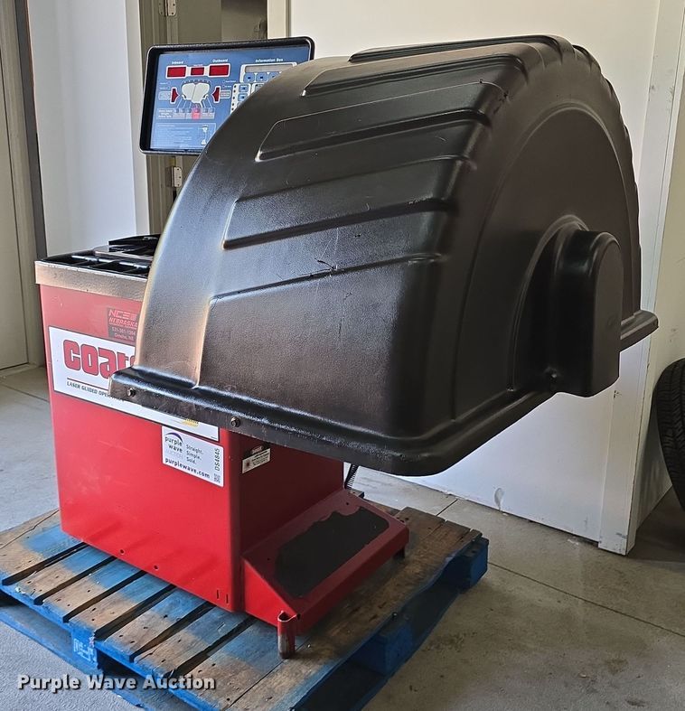 image for item DS4845 Coats 1250 Direct Drive tire balancer