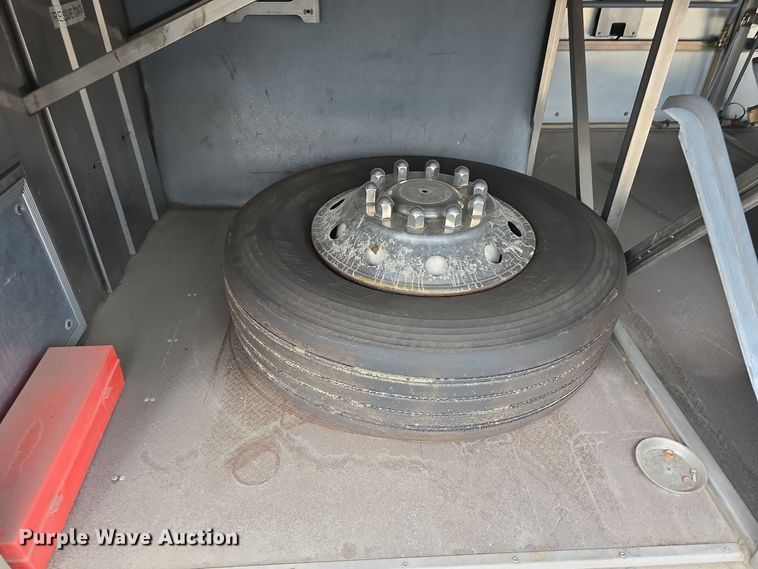 image for item DS4853 2007 Van Hool C2045 coach bus