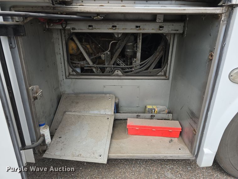 image for item DS4853 2007 Van Hool C2045 coach bus