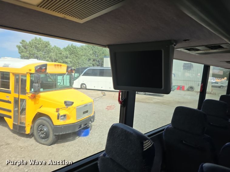 image for item DS4853 2007 Van Hool C2045 coach bus