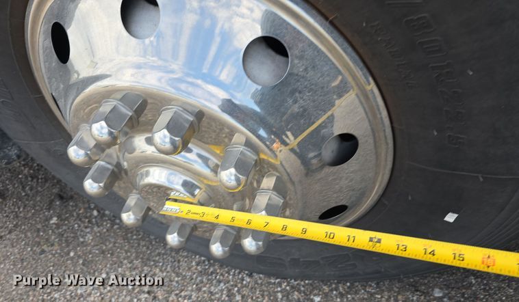 image for item DS4853 2007 Van Hool C2045 coach bus