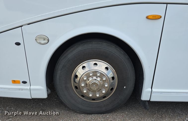 image for item DS4853 2007 Van Hool C2045 coach bus