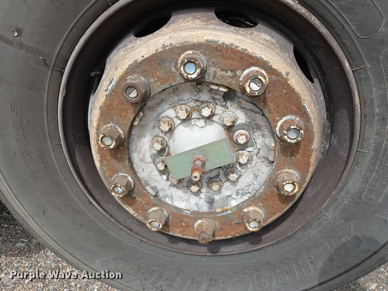 image for item DS4853 2007 Van Hool C2045 coach bus