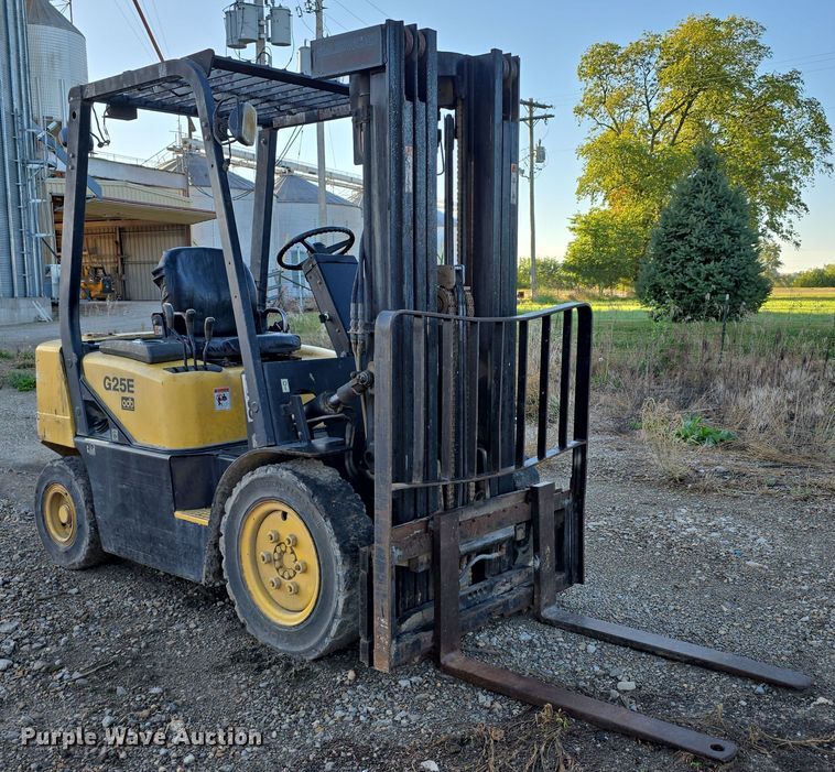image for item DS4877 Daewoo G25E-3 forklift