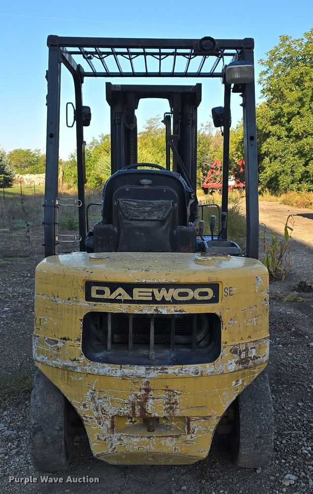 image for item DS4877 Daewoo G25E-3 forklift