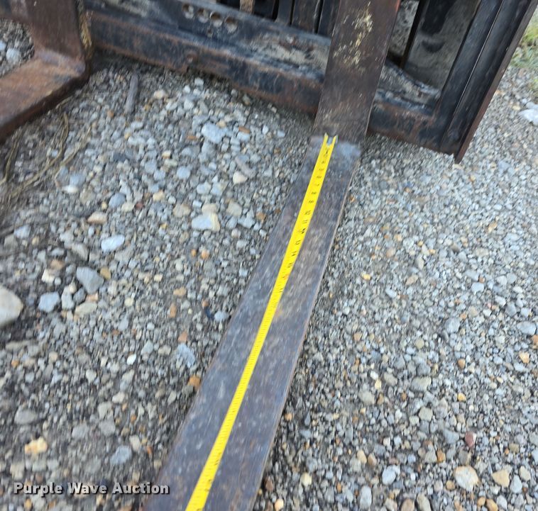 image for item DS4877 Daewoo G25E-3 forklift