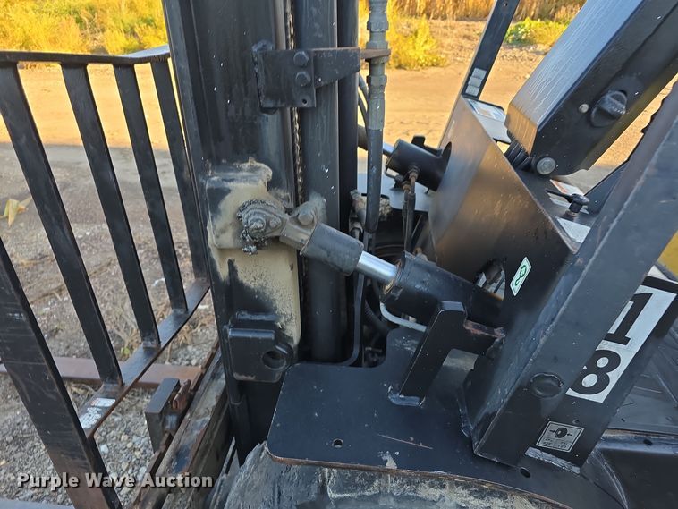 image for item DS4877 Daewoo G25E-3 forklift