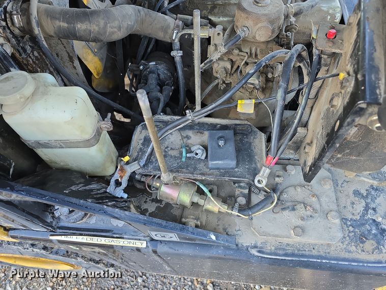 image for item DS4877 Daewoo G25E-3 forklift