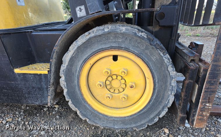 image for item DS4877 Daewoo G25E-3 forklift