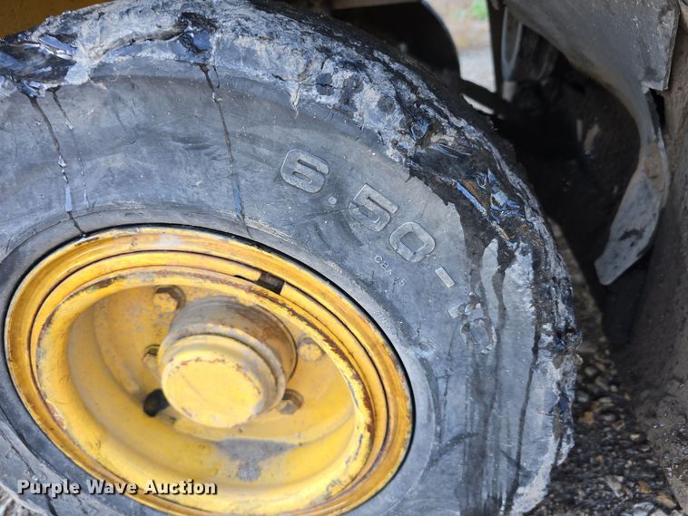 image for item DS4877 Daewoo G25E-3 forklift