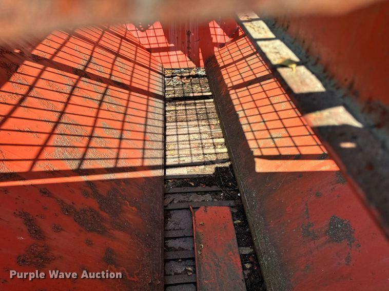 image for item DT2008 Down Easter spreader 