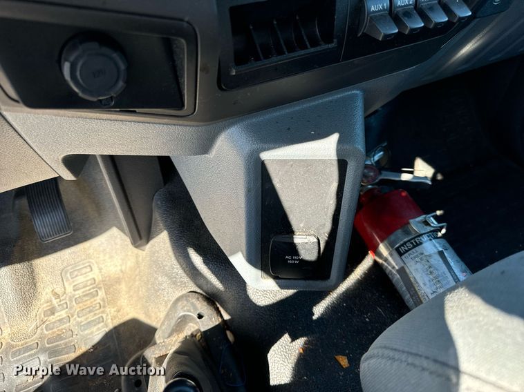 image for item DT2023 2018 Ford F650 Super Duty  box truck