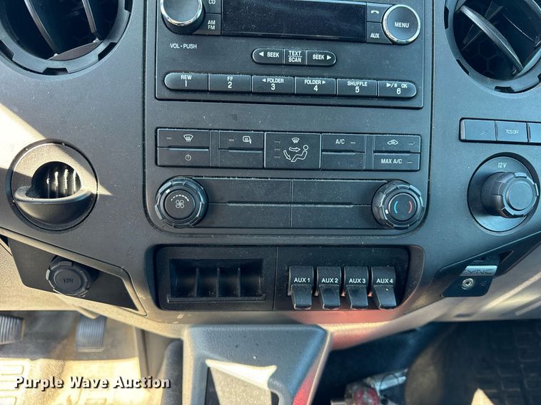 image for item DT2023 2018 Ford F650 Super Duty  box truck