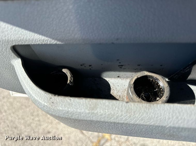 image for item DT2023 2018 Ford F650 Super Duty  box truck