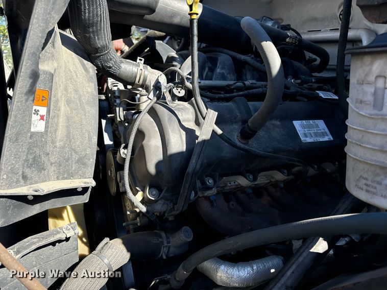 image for item DT2023 2018 Ford F650 Super Duty  box truck