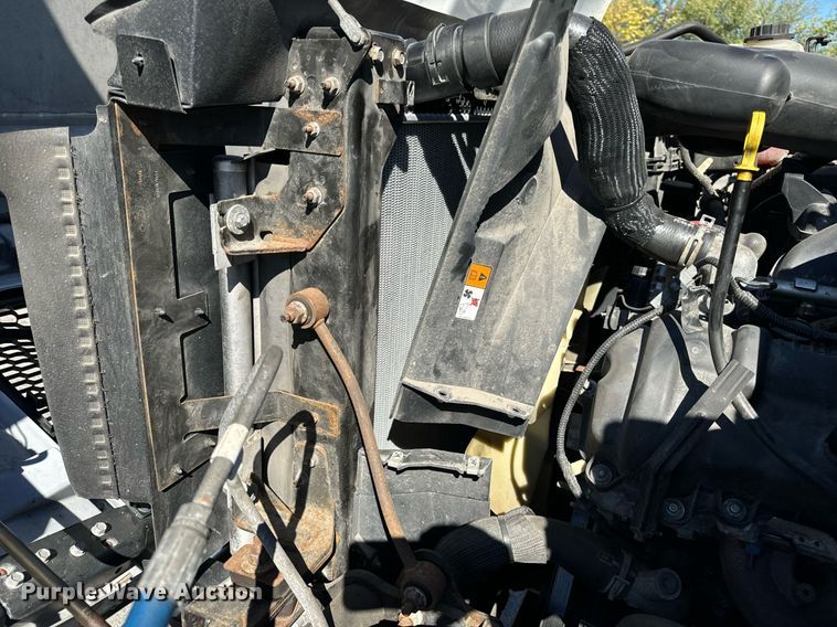 image for item DT2023 2018 Ford F650 Super Duty  box truck