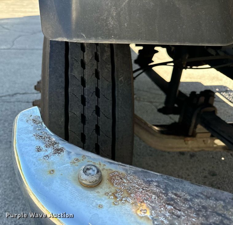 image for item DT2023 2018 Ford F650 Super Duty  box truck