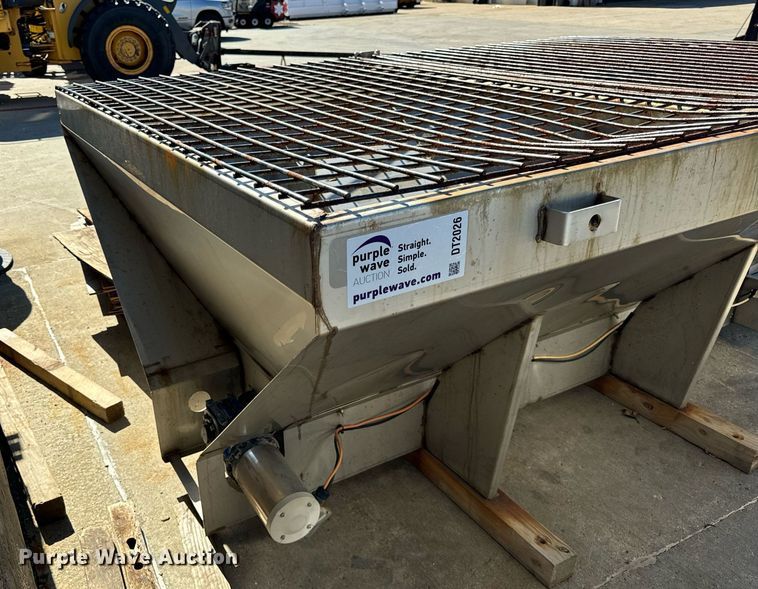 image for item DT2026 Swenson  spreader