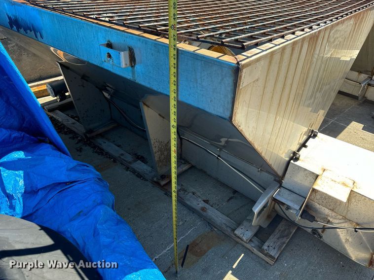 image for item DT2027 Swenson  spreader