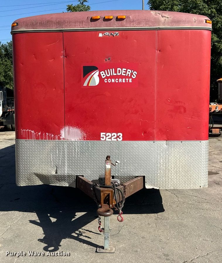 image for item DT2034 2001 Hilbilt Trailers enclosed cargo trailer