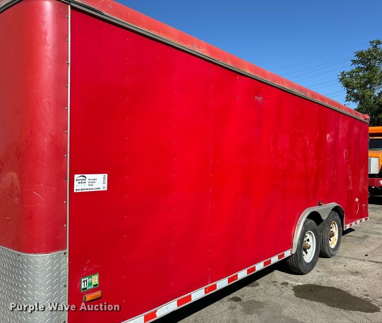 image for item DT2034 2001 Hilbilt Trailers enclosed cargo trailer