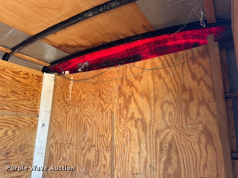 image for item DT2034 2001 Hilbilt Trailers enclosed cargo trailer