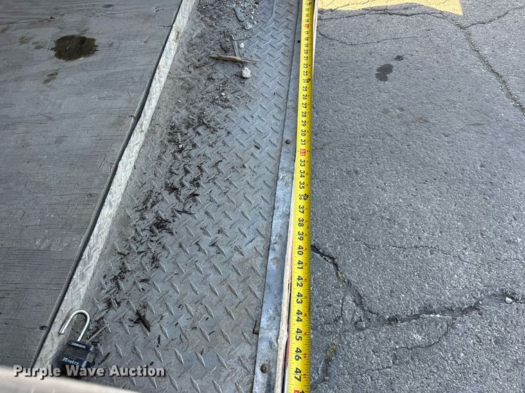 image for item DT2034 2001 Hilbilt Trailers enclosed cargo trailer