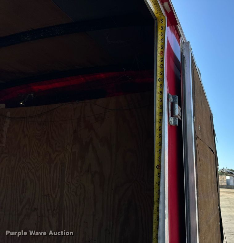 image for item DT2034 2001 Hilbilt Trailers enclosed cargo trailer