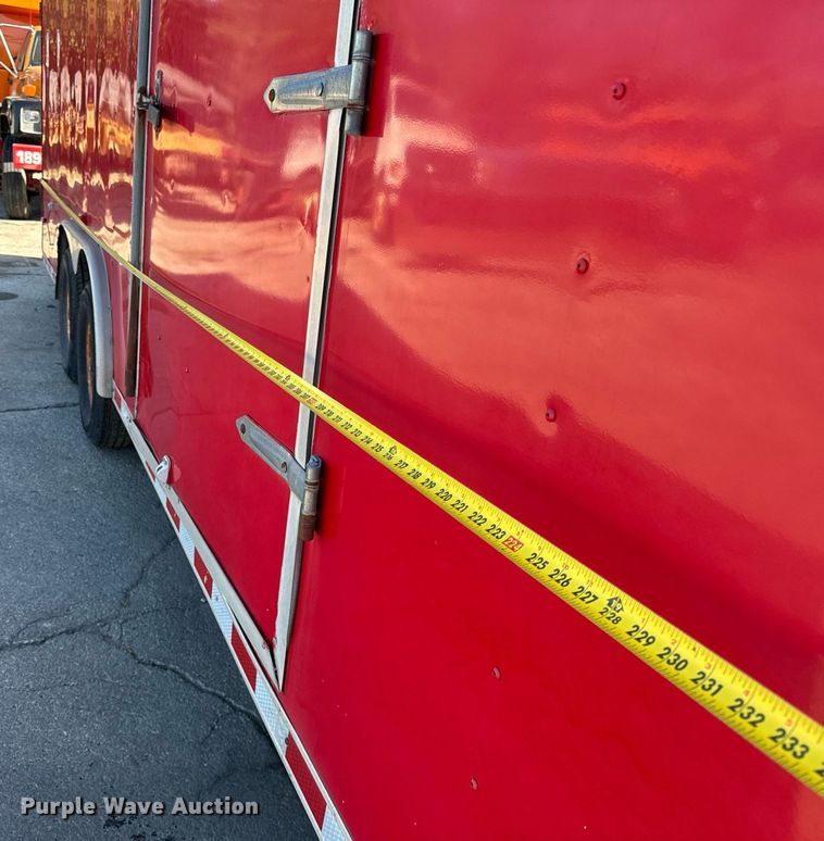 image for item DT2034 2001 Hilbilt Trailers enclosed cargo trailer