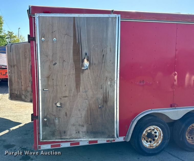 image for item DT2034 2001 Hilbilt Trailers enclosed cargo trailer