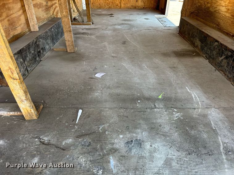 image for item DT2034 2001 Hilbilt Trailers enclosed cargo trailer