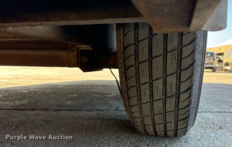 image for item DT2034 2001 Hilbilt Trailers enclosed cargo trailer