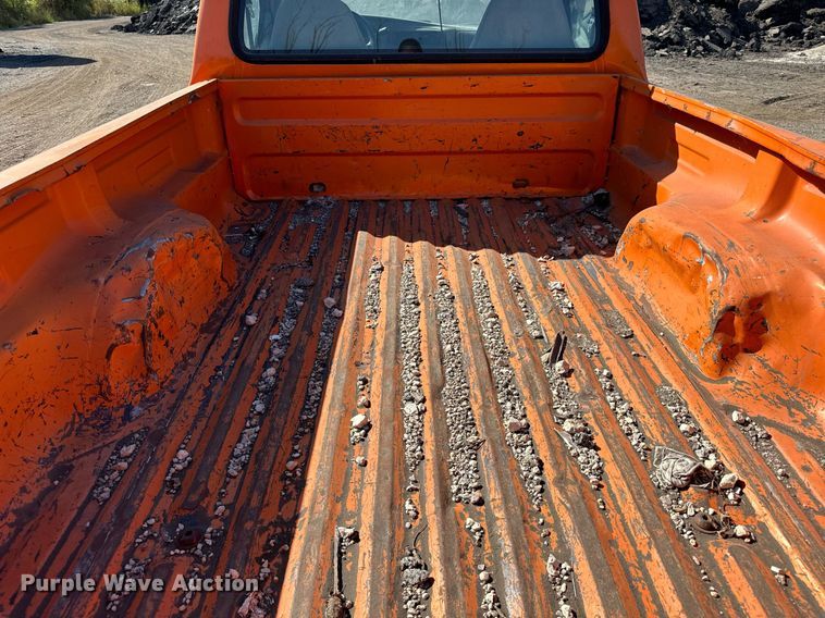 image for item DT2038 1995 Ford Ranger XL pickup truck