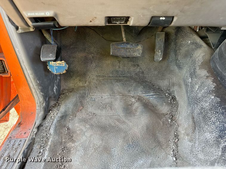 image for item DT2038 1995 Ford Ranger XL pickup truck