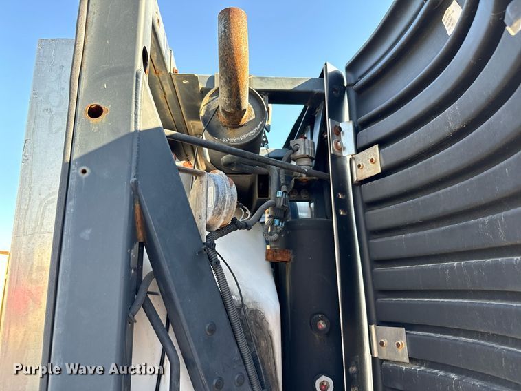 image for item DU3029 Carrier Genesis TM1000 refrigeration unit