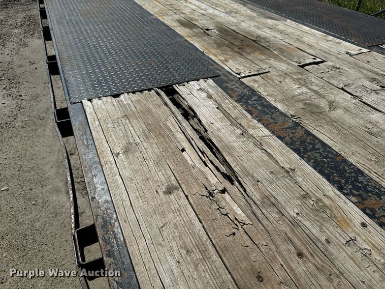 image for item DV2832 2014 Texas pride equipment trailer