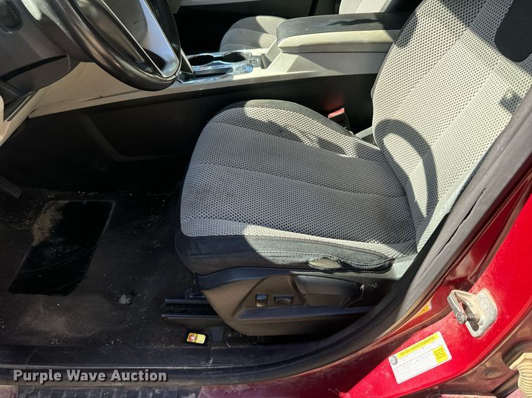 image for item DV2834 2010 Chevrolet  Equinox LT SUV