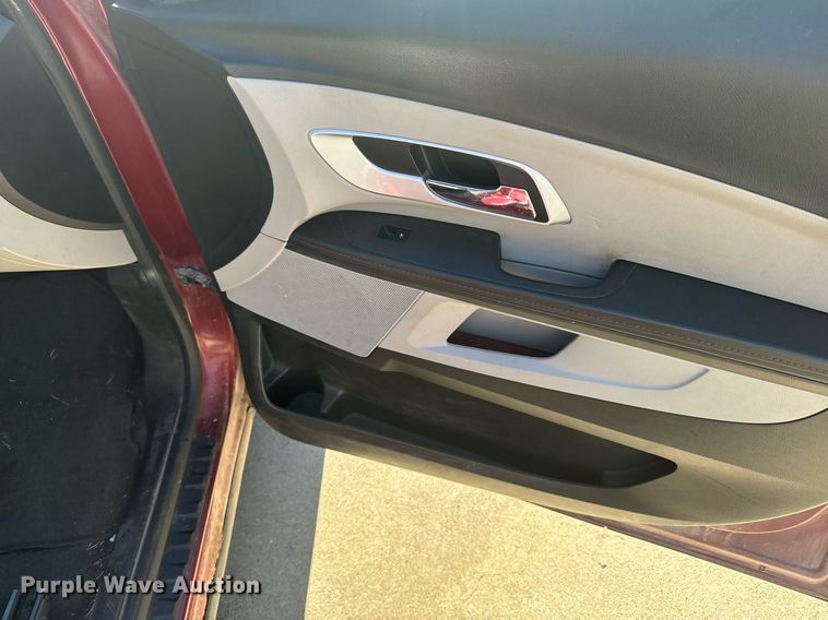 image for item DV2834 2010 Chevrolet  Equinox LT SUV