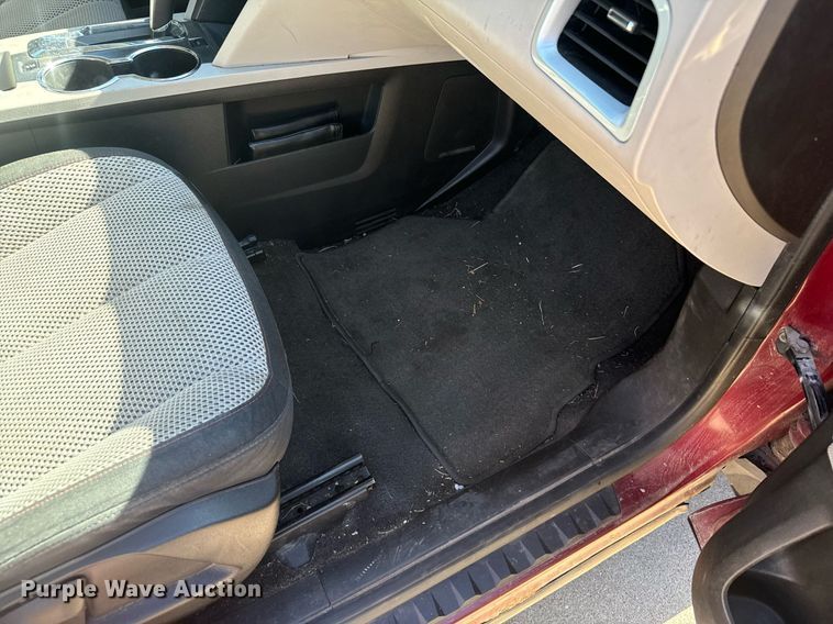 image for item DV2834 2010 Chevrolet  Equinox LT SUV