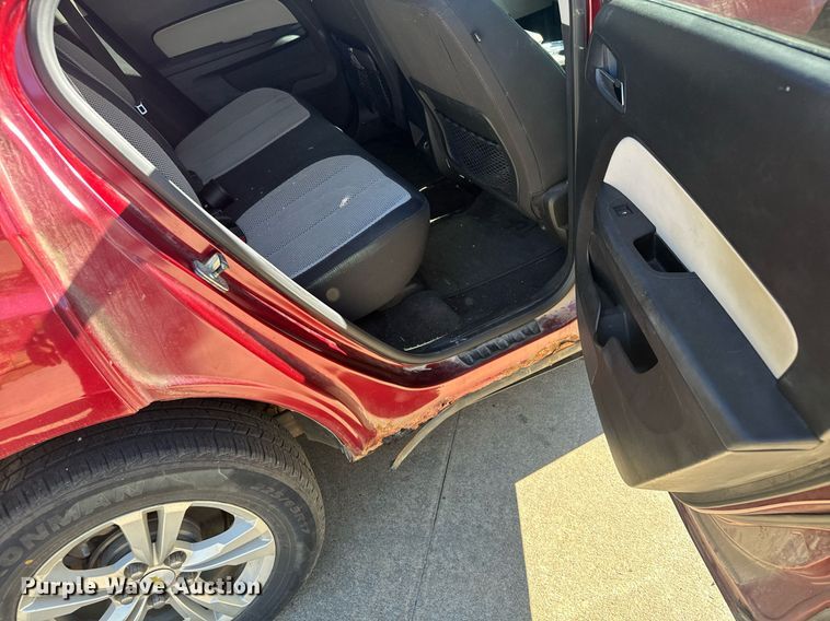 image for item DV2834 2010 Chevrolet  Equinox LT SUV