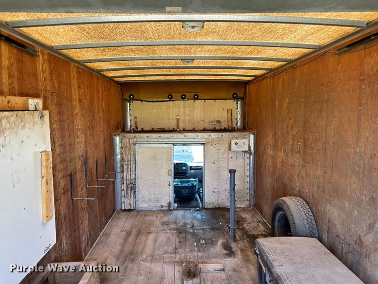 image for item DV5823 1997 Chevrolet  3500 box truck