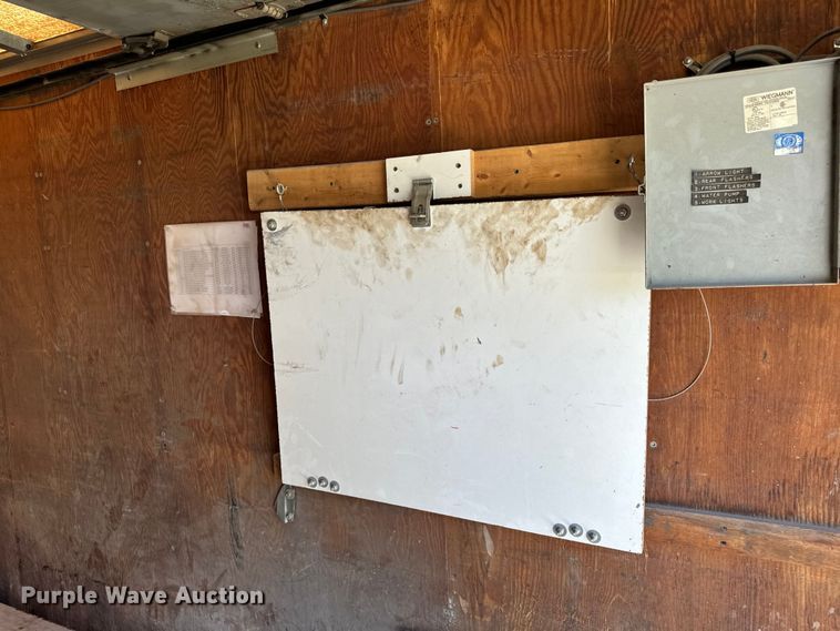 image for item DV5823 1997 Chevrolet  3500 box truck