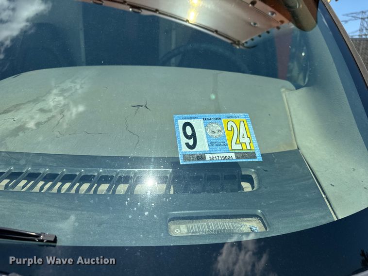 image for item DV5823 1997 Chevrolet  3500 box truck