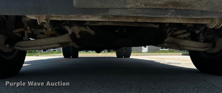 image for item DV5823 1997 Chevrolet  3500 box truck