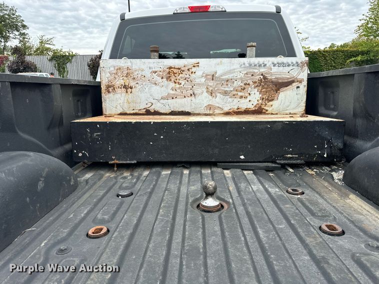 image for item DV5949 2019 Ford  F350 Super Duty XL Crew Cab pickup truck