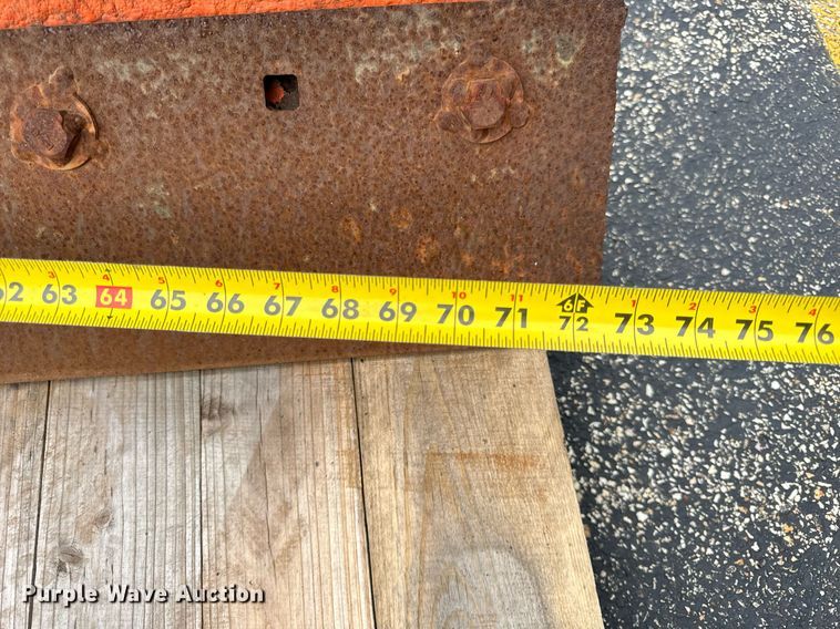 image for item DV5953 Kubota  V4291 snow plow