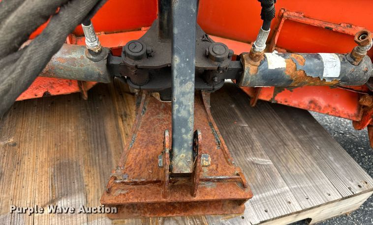 image for item DV5953 Kubota  V4291 snow plow