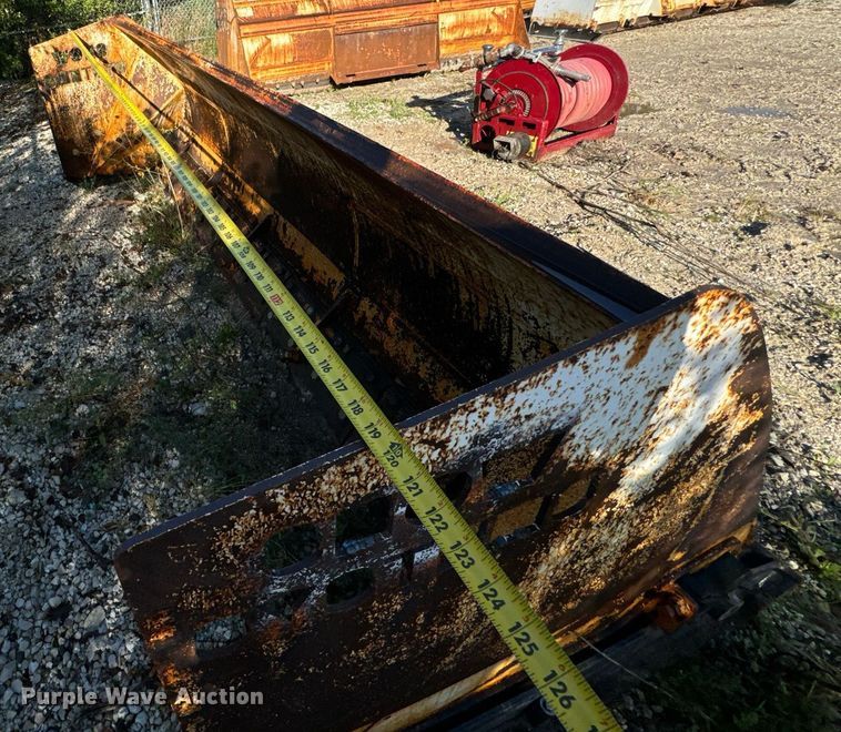 image for item DV5965 ProTech  IS10S snow pusher